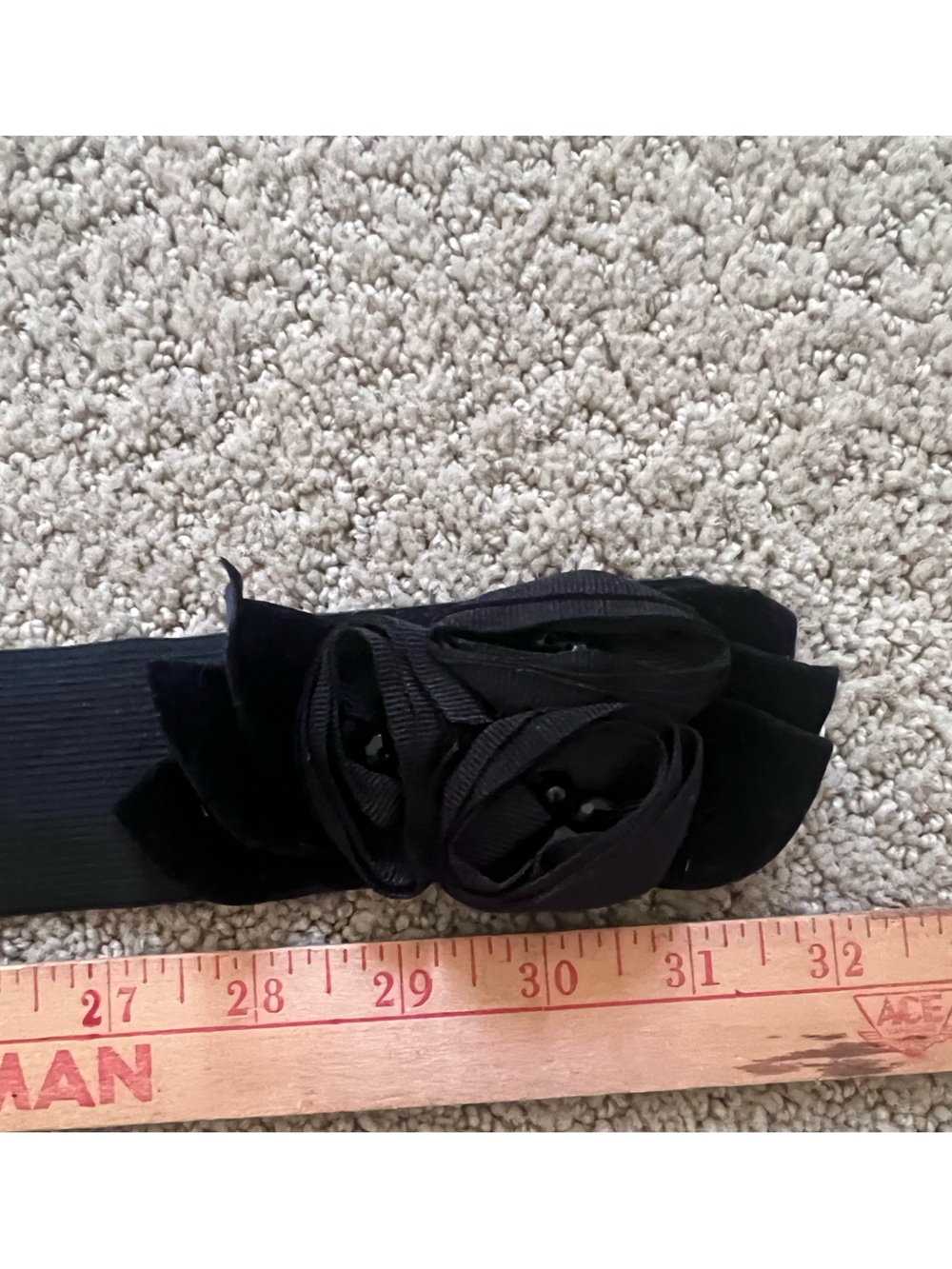 Black Floral Accent Women’s Elastic Belt